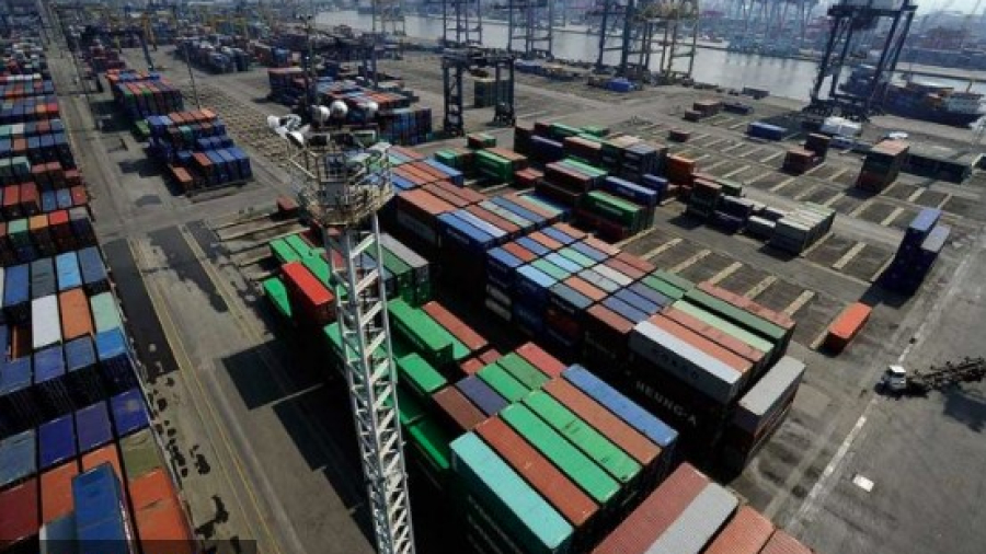 Proses Registrasi di Pusat Logistik Berikat untuk Mengurangi Dwelling Time di Pelabuhan